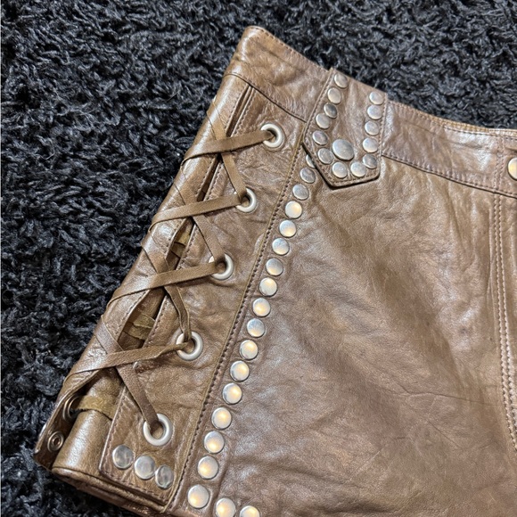 Brown leather studded hot shorts from H&M - Picture 2 of 12